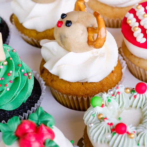 Seasonal Christmas Cupcakes