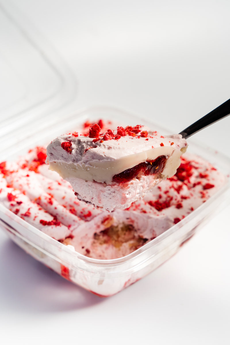 Raspberry White Choc Dessert Tub- family size - Image 3