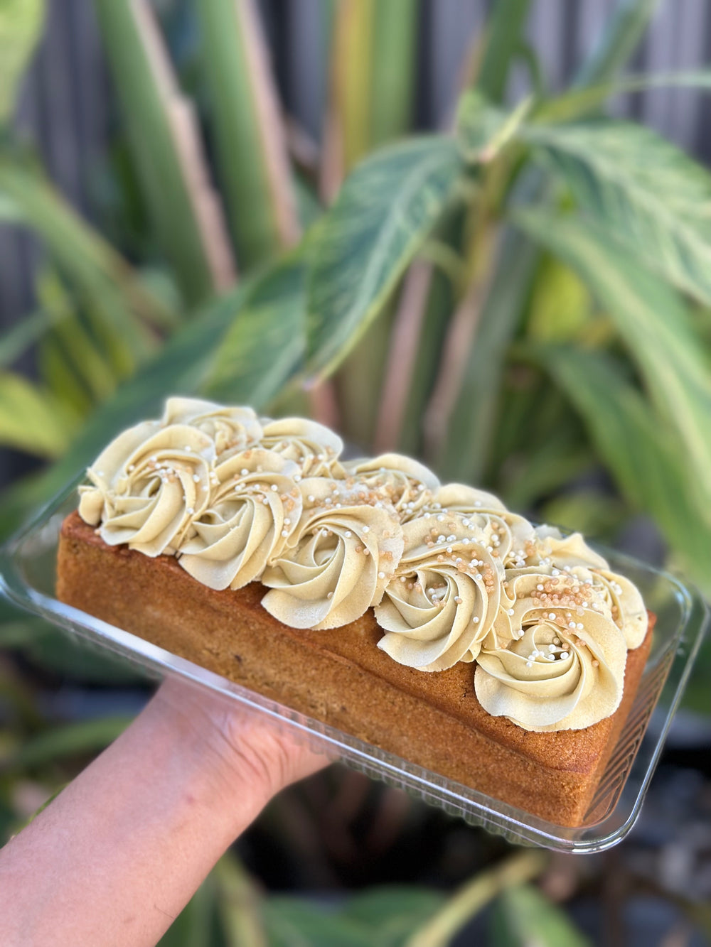 Caramel bar cake - Veganyumm Bakehouse