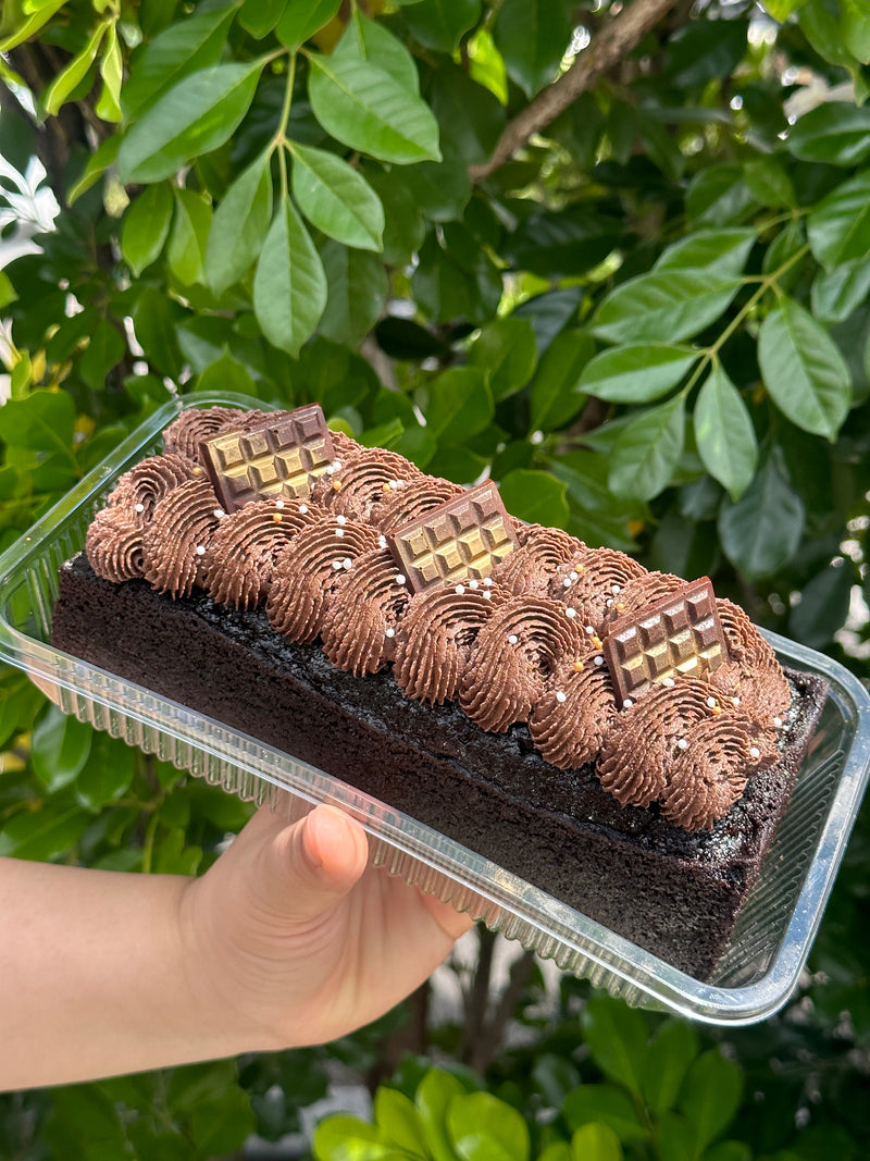 Choc Bar Cake - Image 1
