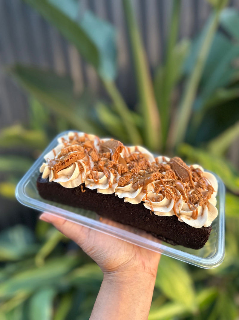 Biscoff Bar Cake – Veganyumm Bakery Brisbane - Image 1