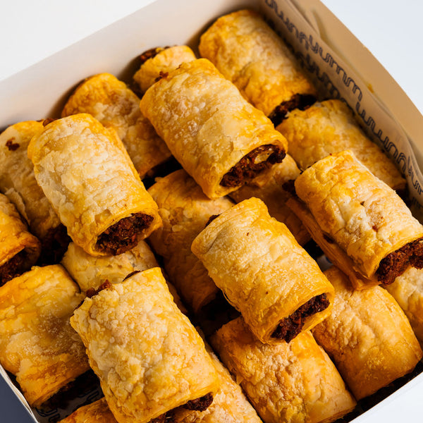 Mini Sausage Rolls - Veganyumm Cafe & Bakery