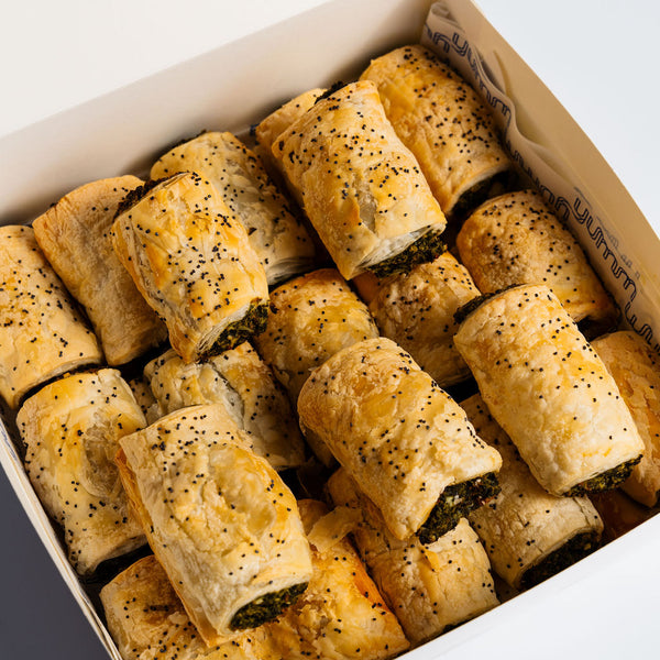 Mini Cheesy Spinach Rolls