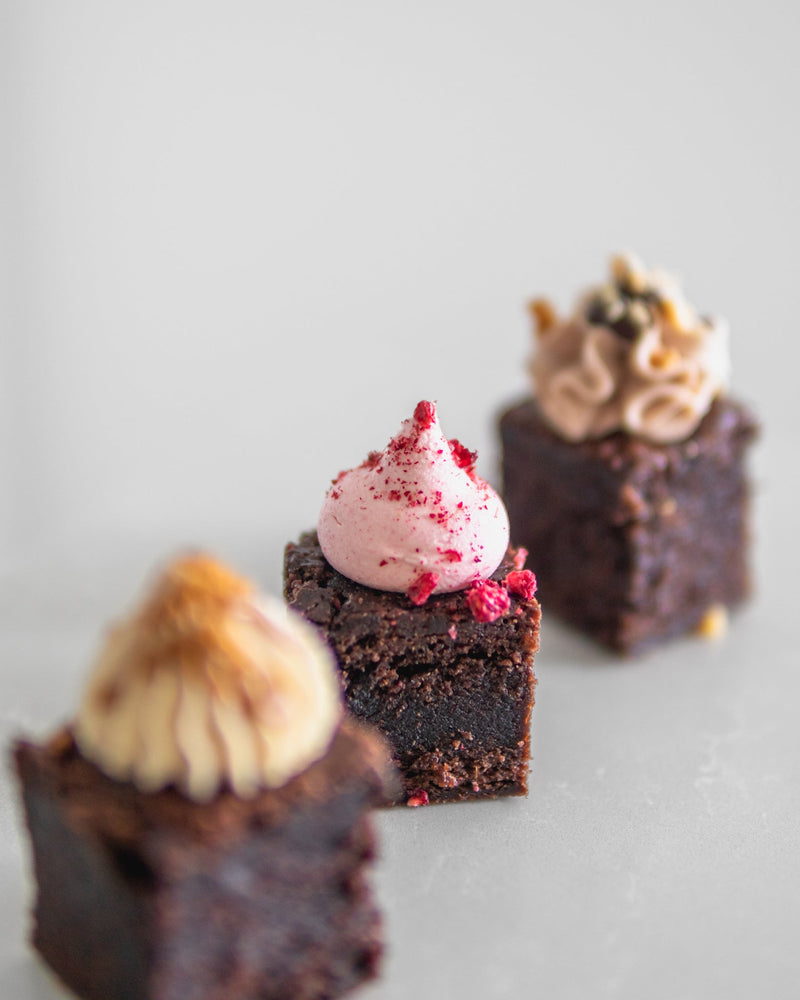 Gluten-free Mini Brownies Assortment Box - 16 Pack Veganyumm Bakery - Image 6