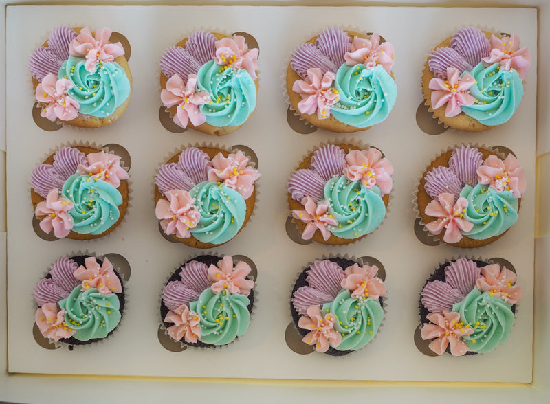 Pastel Dreams Cupcake Box - Image 3
