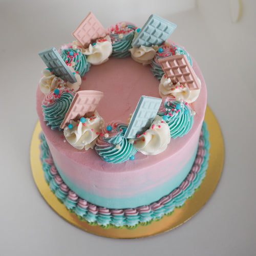 gender reveal cake